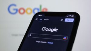 News sites are getting crushed